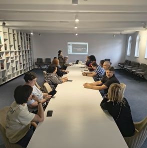 Știri, evenimente, comunicate